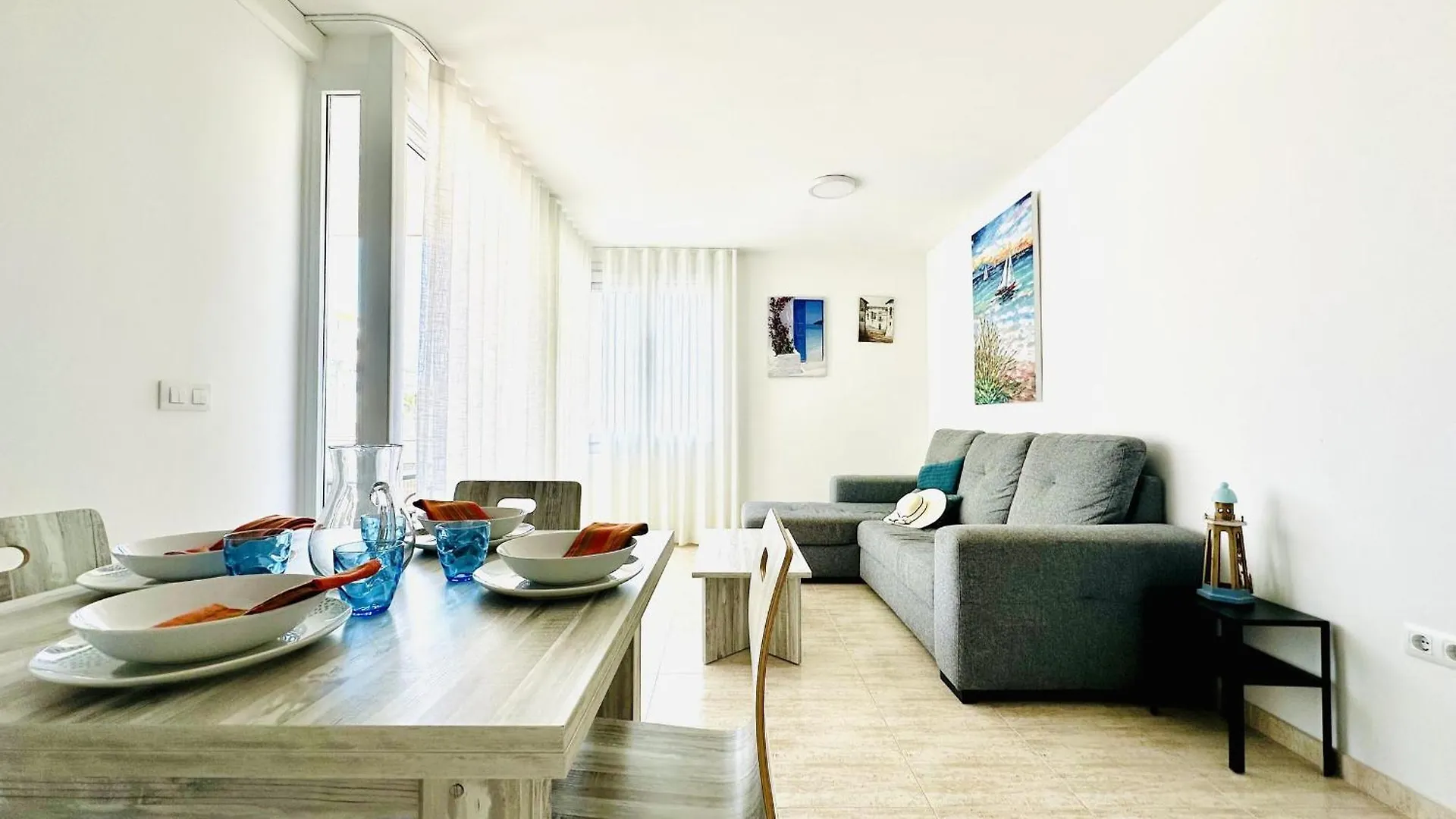 Apartamento Con Wifi Y Parking A 2ª Linea De Playa En Santa Margarita, Roses - Es-258-66 0*,  Espanha